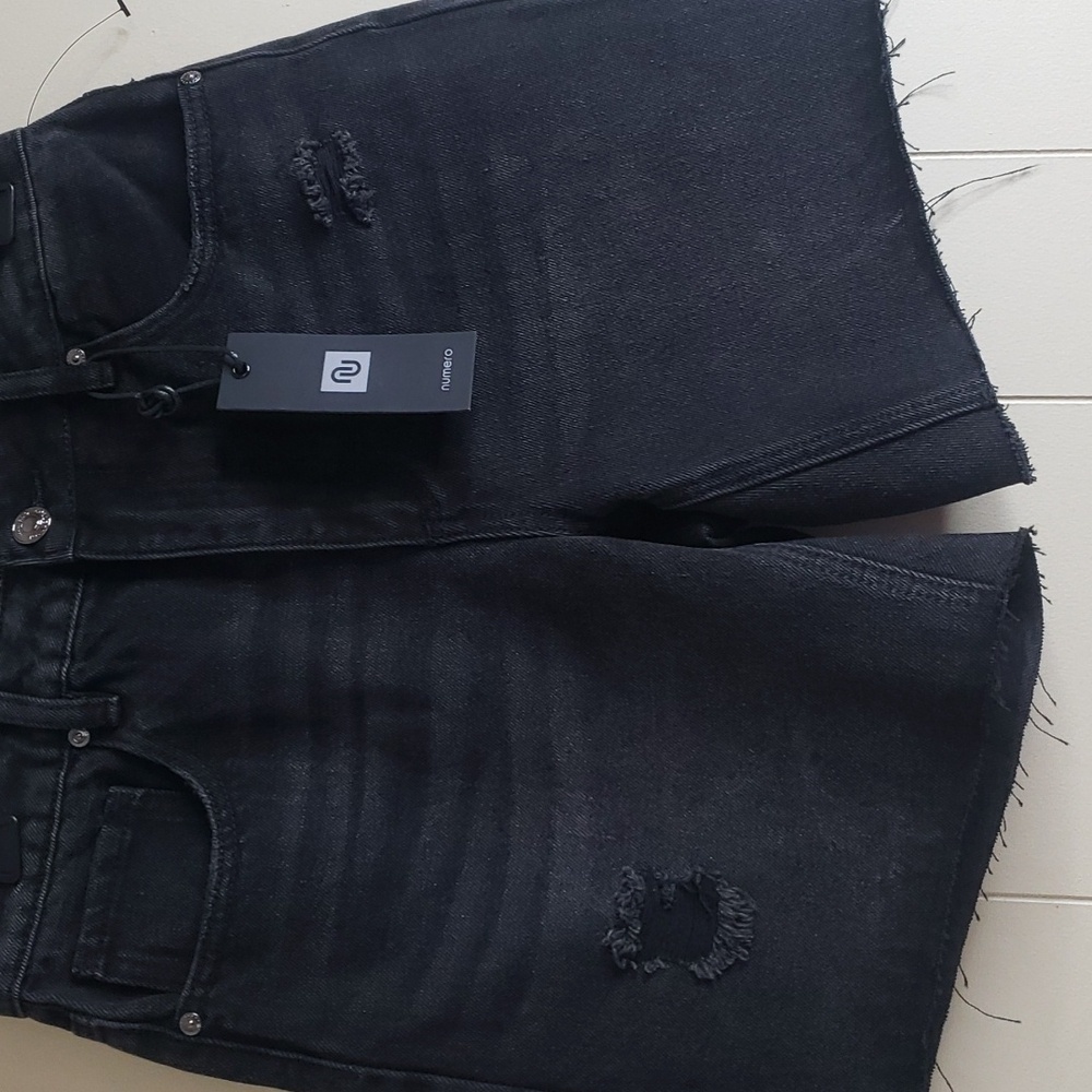 Numero Tulum high rise relaxed mid thigh short black 27w - Picture 3 of 6